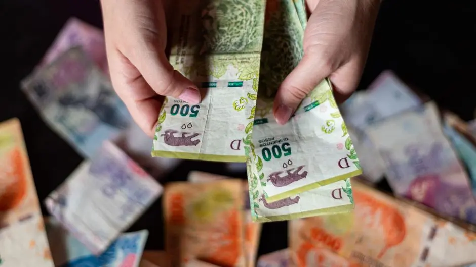 Keuangan Harian: Cara Mengatur Uang agar Tidak Habis Sebelum Gajian